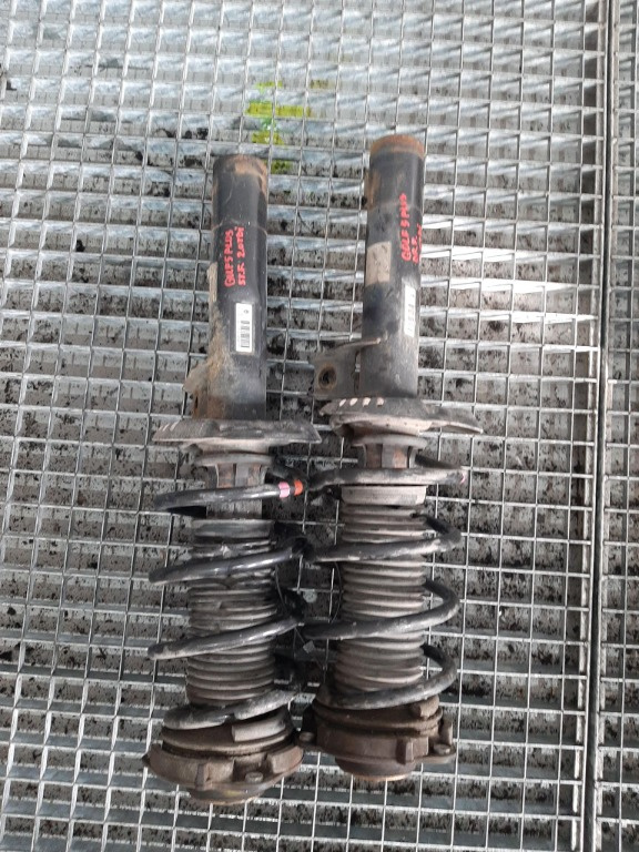 Set amortizoare cu arcuri fata 2.0 tdi bmm vw golf 5 plus 5m1 1t0413031fd