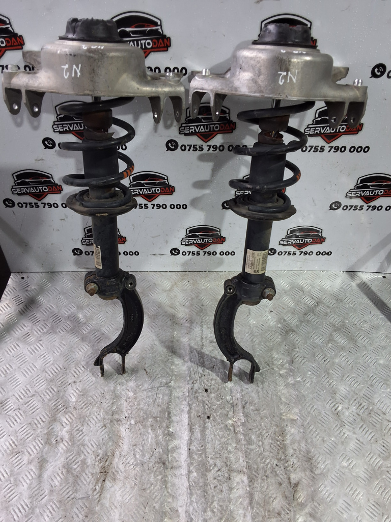 Set amortizoare fata Audi A4 (2008-2011) [8K2, B8] 2.0 Motorina 2011, CU FLANSA SI ARC / 8K0413031AF