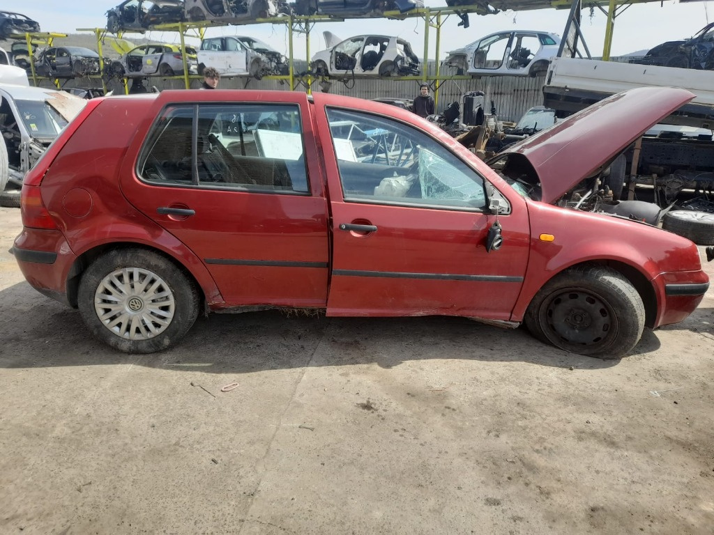 Set amortizoare fata Volkswagen Golf 4 1999 hatchback 1.9 TDI ALH