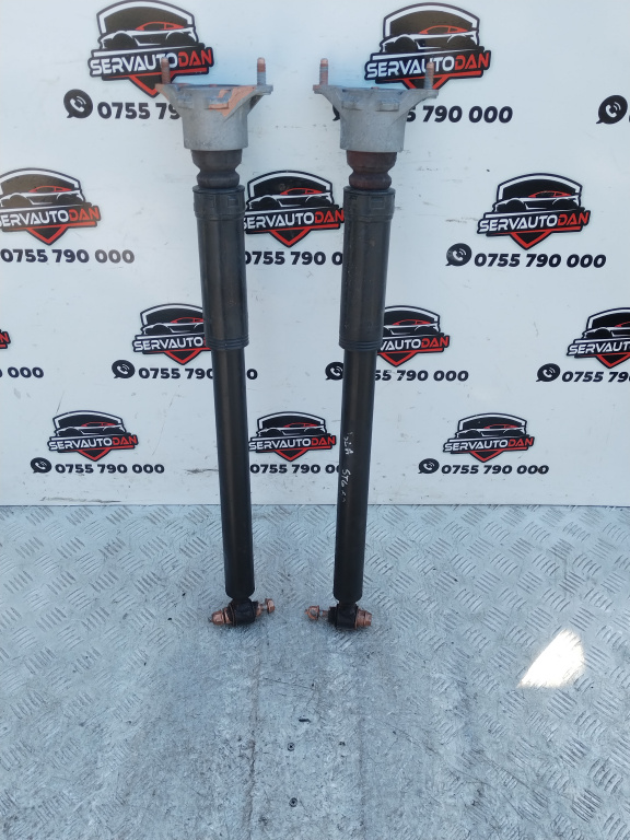 Set amortizoare spate Mercedes-Benz GLA-Class (2013->) [X156] 2.2 Motorina 2016, A1563201031