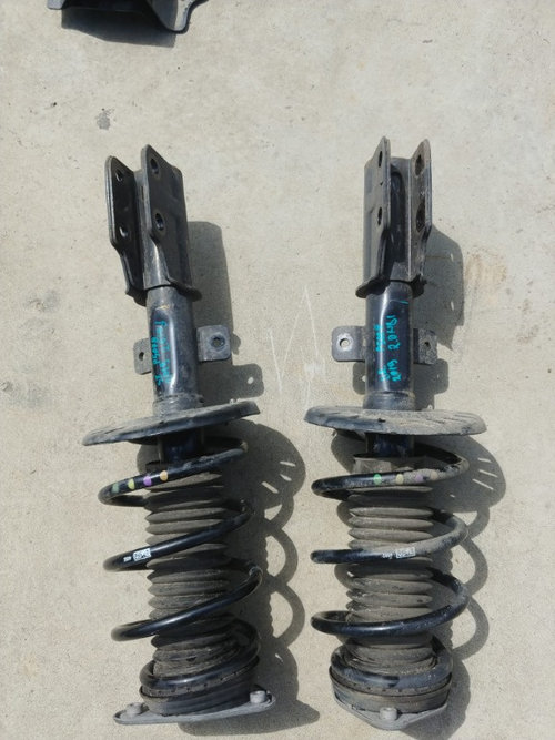 Set amortizoare telescoape cu arcuri fata 2.0 hdi peugeot 5008 2 2019 9819718780