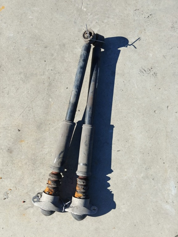 Set amortizoare telescoape spate 1.6 tdi vw polo 6r 6r0513025
