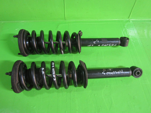 SET AMORTIZOR / AMORTIZOARE FATA CU ARC SI FLANSA MITSUBISHI PAJERO SHOGUN III 4X4 1999–2007 ⭐...