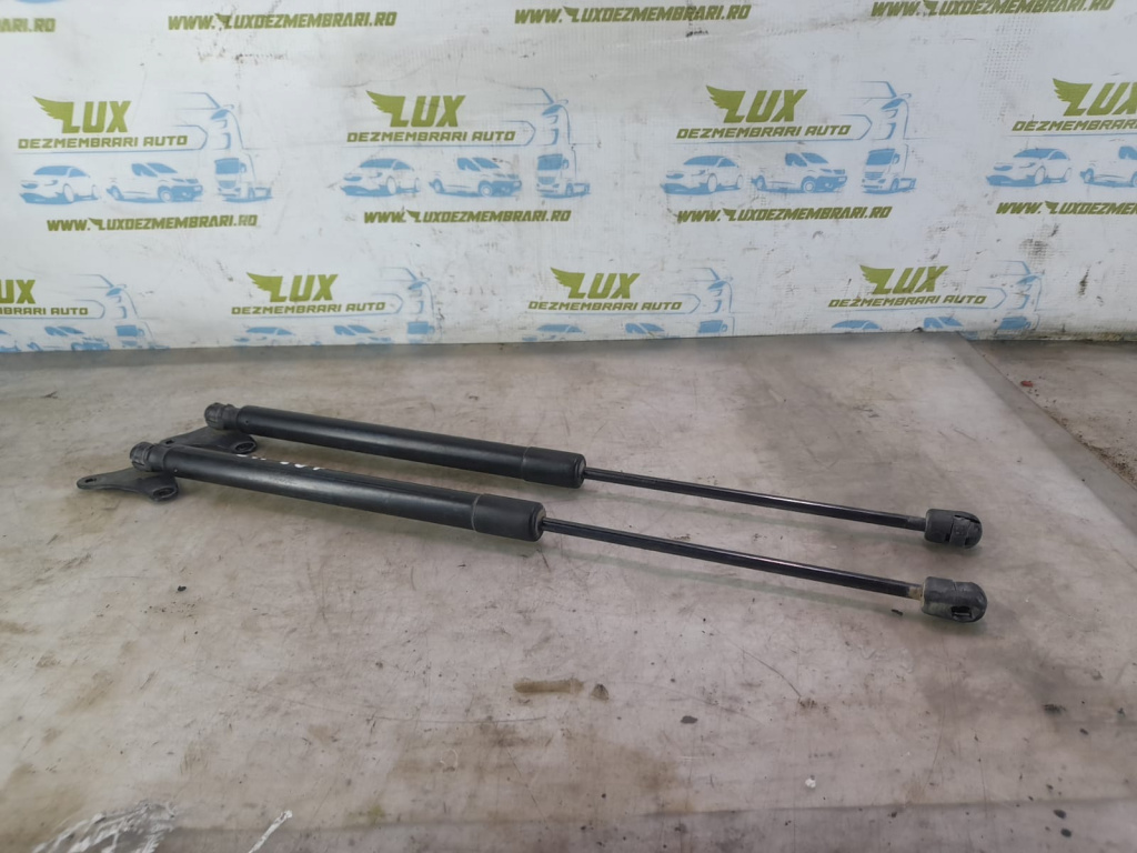 Set Amortizor portbagaj 5NO82755004S Volkswagen VW Tiguan 5N [2007 - 2011] 2.0 tdi CBAB 4x4