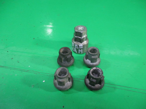 SET ANTIFURT ROTI HYUNDAI TERRACAN FAB. 2001 – 2006 ⭐⭐⭐⭐⭐