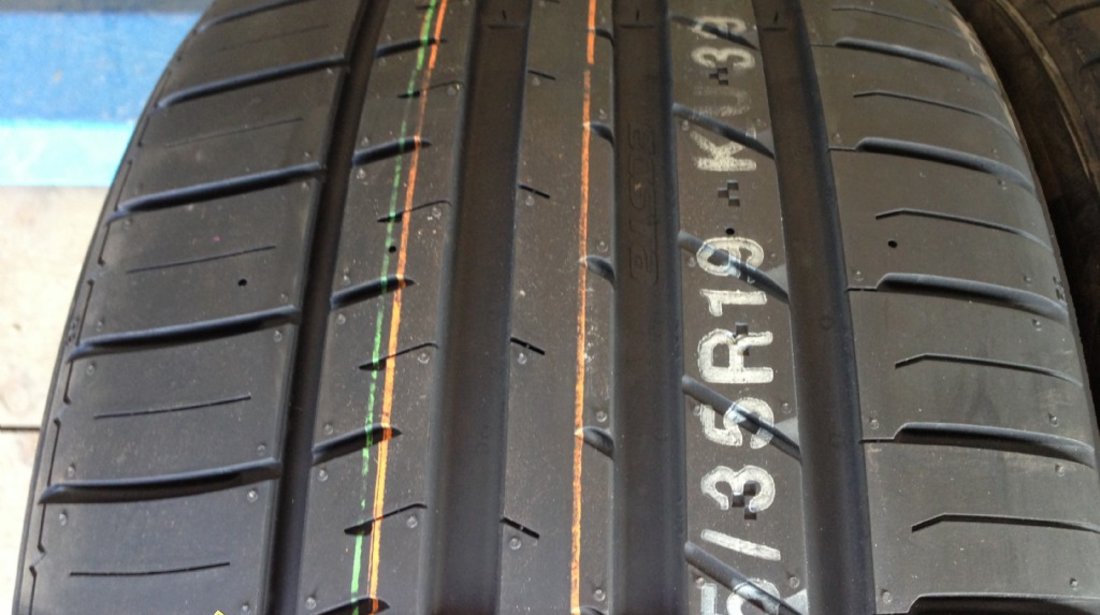 Set anvelope 245/40/19-275/35/19 kumho de vara noi ptr seria 5