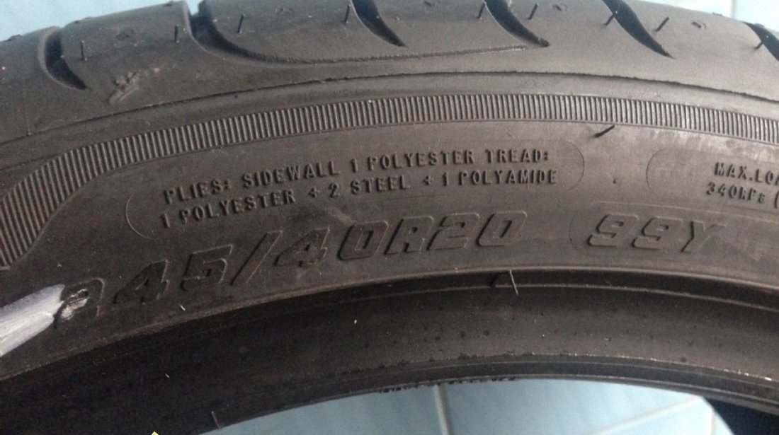 Set anvelope 245/40/20-275/35/20 goodyear de vara runflat