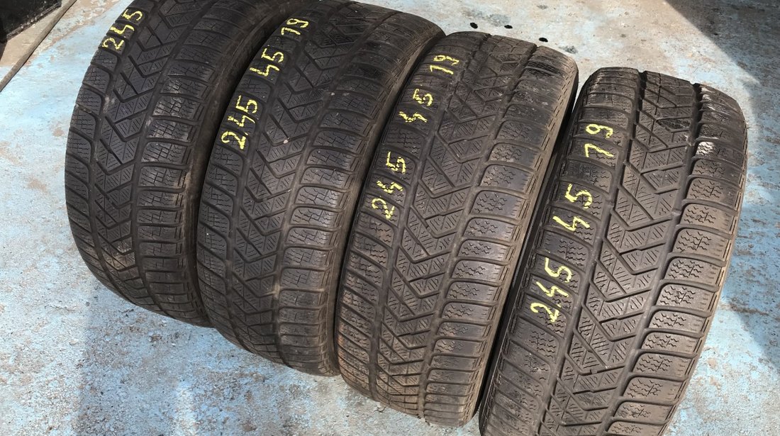 Set anvelope iarnă PIRELLI M+S 245 45 R19 102V made in Germany.