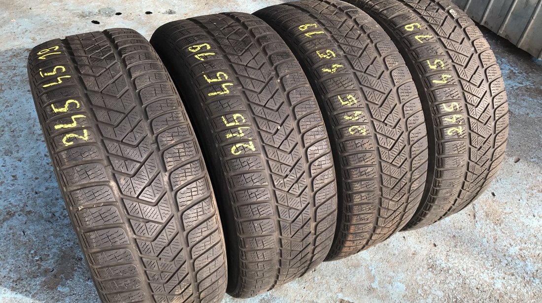 Set anvelope iarnă PIRELLI M+S 245 45 R19 102V made in Germany.