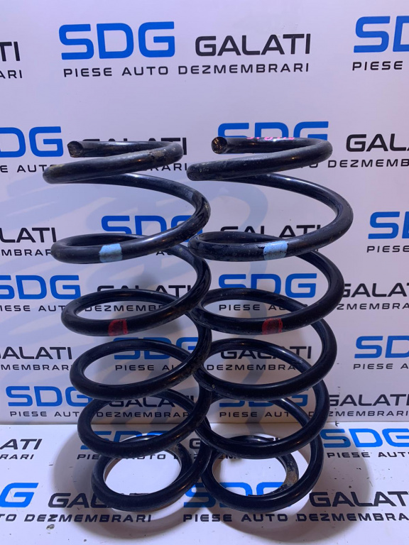 Set Arc / Arcuri Spate Stanga / Dreapta Toyota Auris E15 2006 - 2012