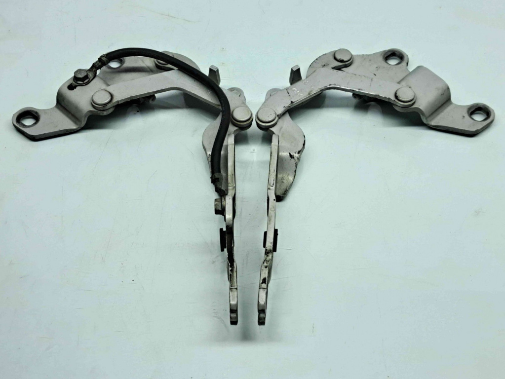 Set balamale capota Bmw 1 (E81, E87) [Fabr 2004-2010] 7060559 / 7060560