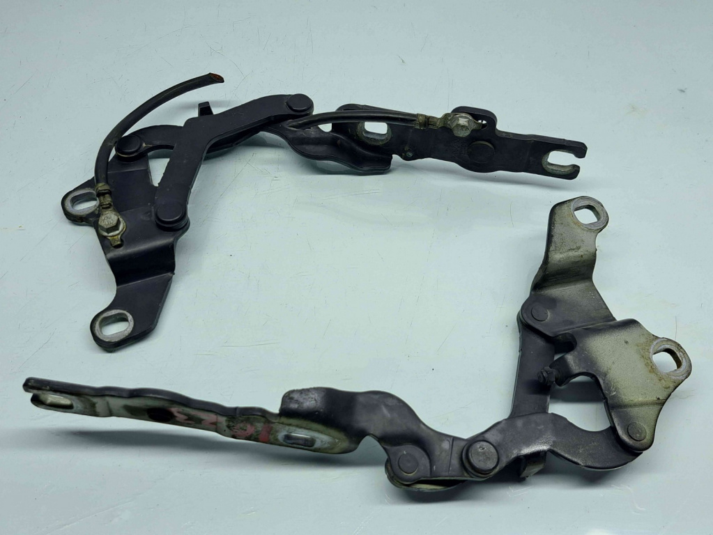 Set balamale capota Bmw 1 (E81, E87) [Fabr 2004-2010] 7060560 / 7060559