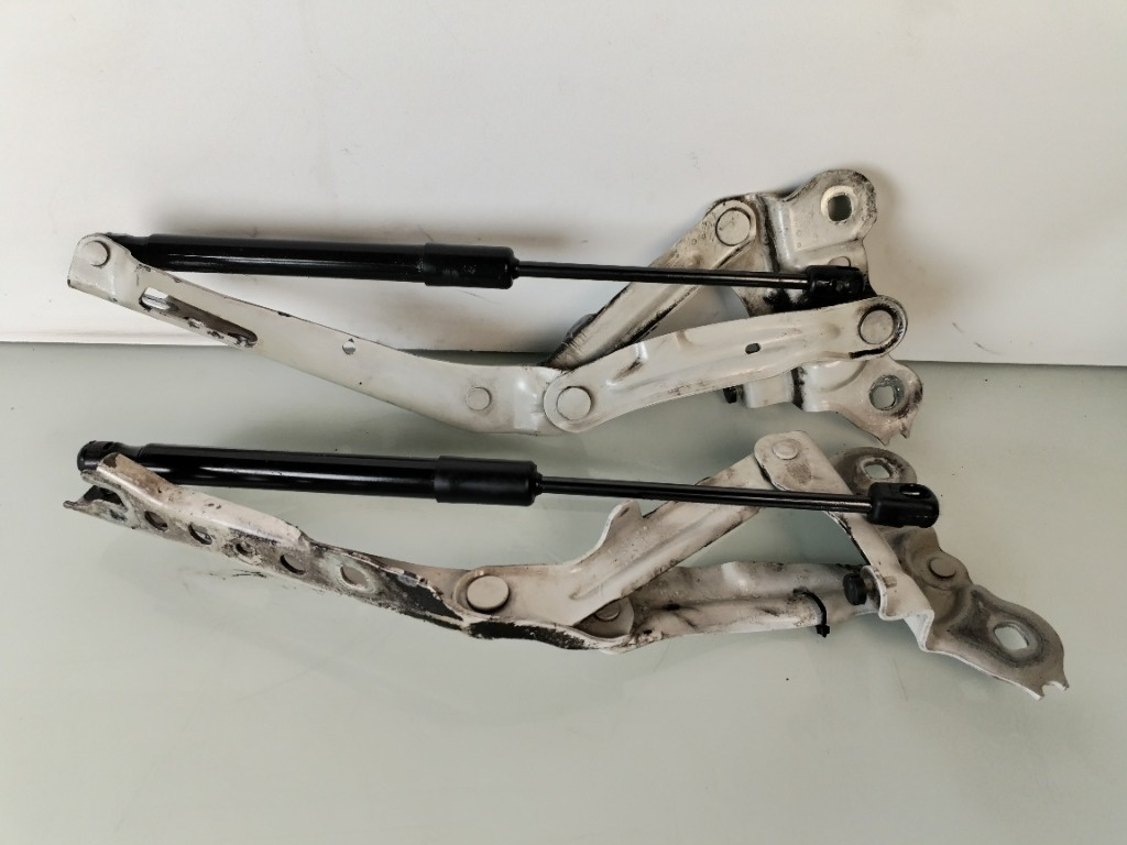 Set balamale capota cu telescoape Skoda Superb 3