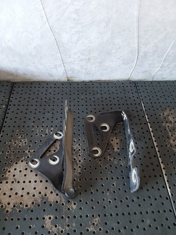 Set balamale capota stanga dreapta opel astra h 13213447 13213448