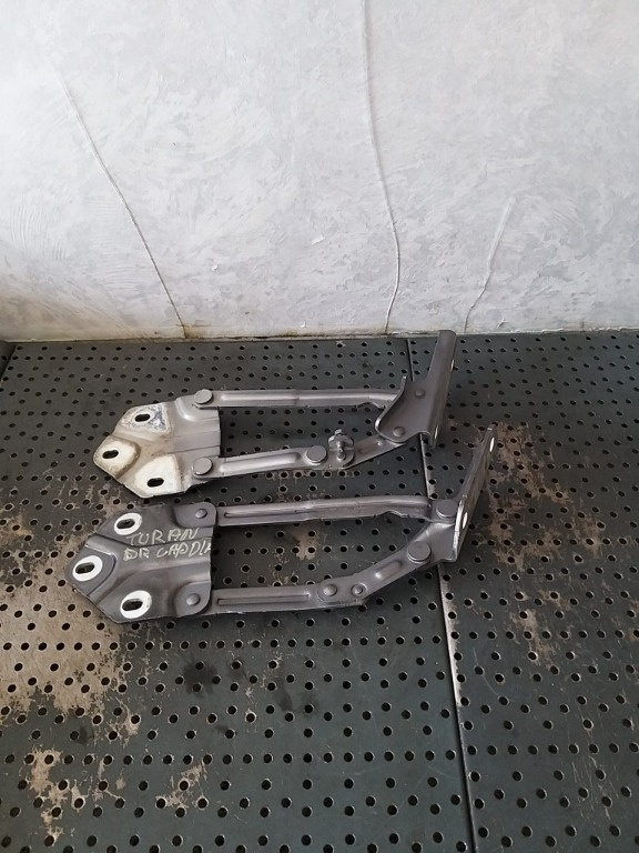 Set balamale capota stanga dreapta vw touran 1t 1t0823301 1t0823302