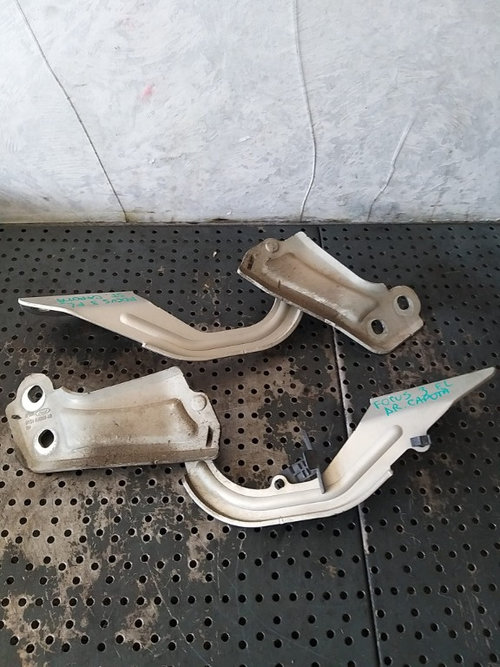 Set balamale stanga dreapta capota ford focus 3 facelift bm51a16800ad bm51a16801ad