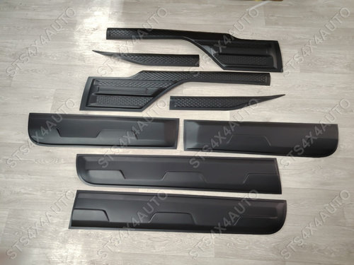 SET BANDOURI LATERALE PENTRU FORD RANGER T6 T7 T8 2012-2021 MB [8-BUC]