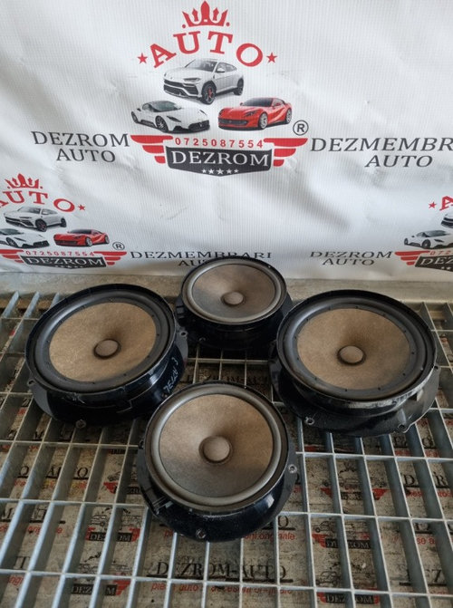 Set boxe fata + spate originale VW Jetta III