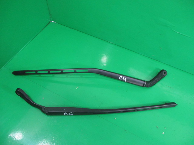 SET BRAT STERGATOARE PARBRIZ CITROEN C4 FAB. 2004 – 2011 ⭐⭐⭐⭐⭐