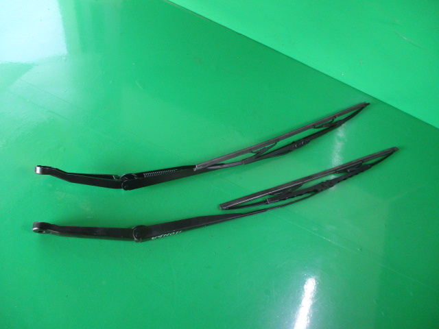 SET BRAT STERGATOARE PARBRIZ HONDA CR-V 2 4X4 FAB. 2001-2006 ⭐⭐⭐⭐⭐
