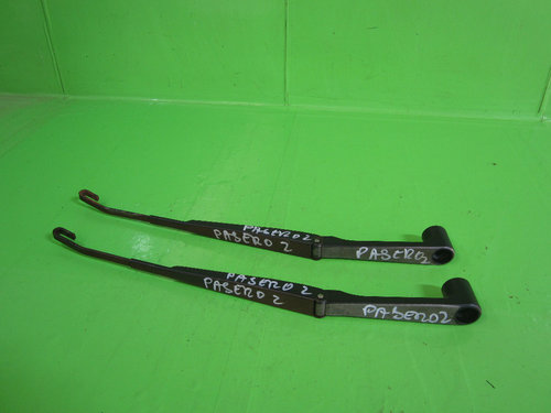 SET BRAT STERGATOR PARBRIZ MITSUBISHI PAJERO 2 4x4 FAB. 1991 - 1999 ⭐⭐⭐⭐⭐