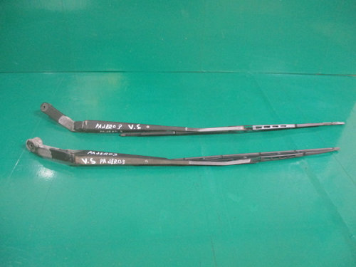SET BRAT STERGATOR PARBRIZ MITSUBISHI PAJERO SHOGUN III FAB. 1999 – 2007 ⭐⭐⭐⭐⭐