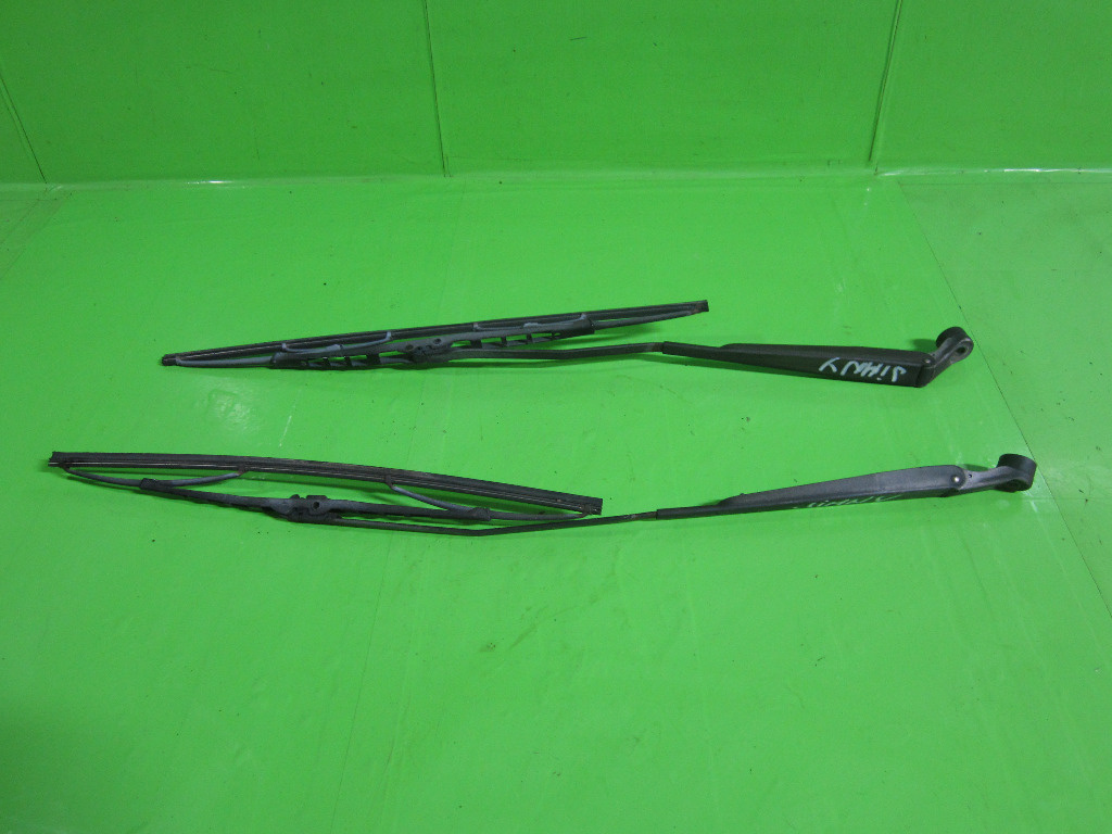 SET BRAT STERGATOR PARBRIZ SUZUKI JIMNY FAB. 1998 - 2009 ⭐⭐⭐⭐⭐