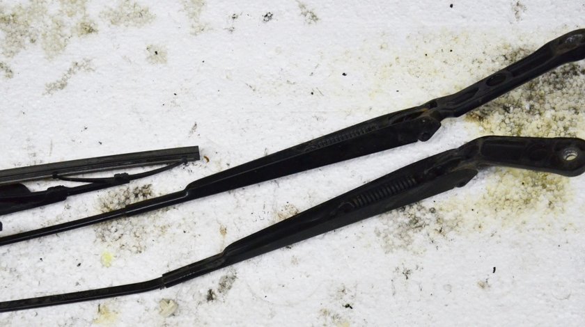 Set brate stergatoare uk Octavia 1 / 1U2955410 / 1J2955409