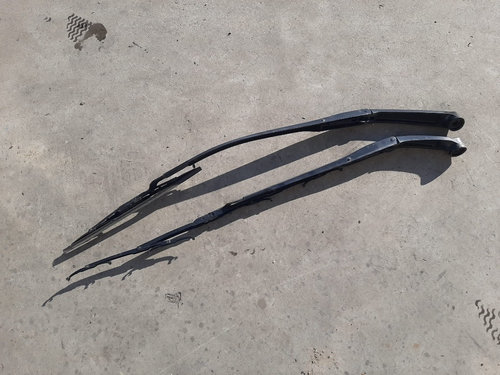 Set brate stergator kia ceed 2 jd 2013