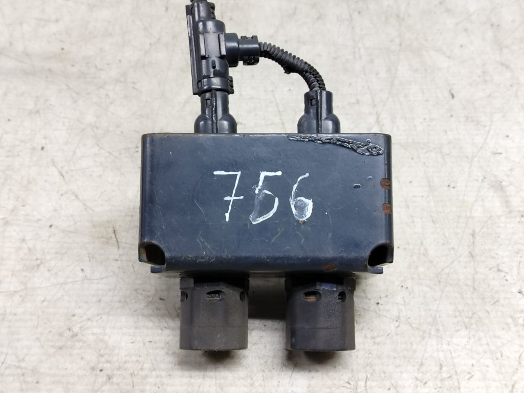 Set butoane pornit oprit motor din compartimentul motor IVECO Stralis generatia [2002 - 2012]