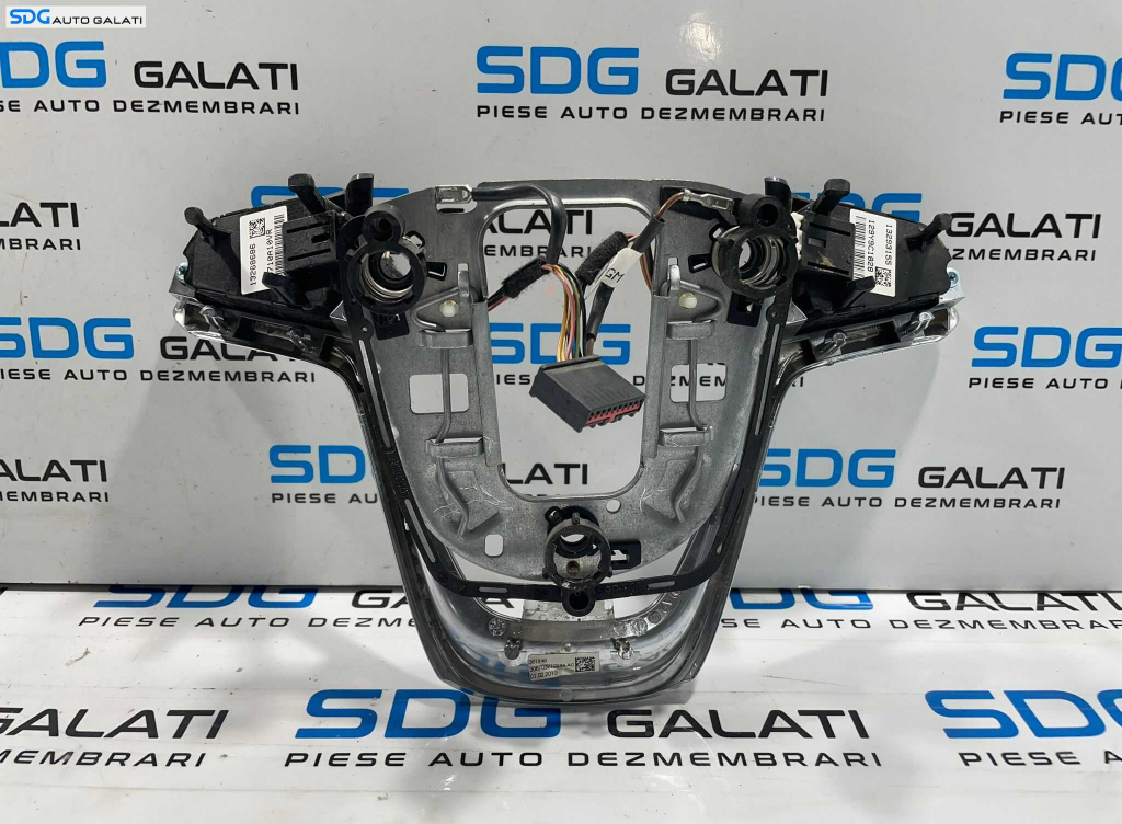 Set Buton Butoane Comanda Comenzi Volan Opel Insignia 2008 - 2017 Cod 361846 306703210S84-AC [L4255]