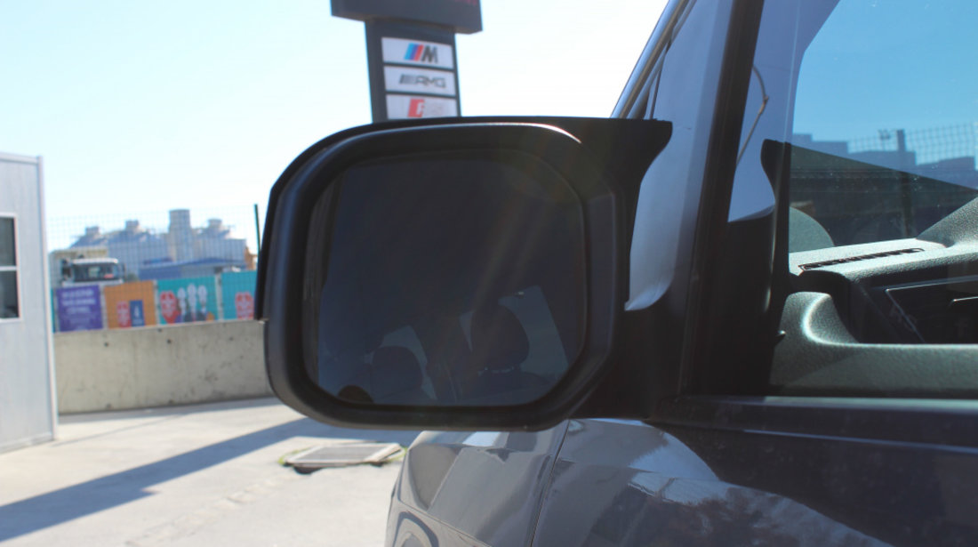 Set Carcase Capace Oglinzi Volkswagen Caddy 2015-2020 Batman Negru Gloss Black 060622-3