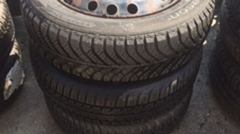 SET CAUCIUCURI IARNA TOYO CU JANTE 165/65/R14