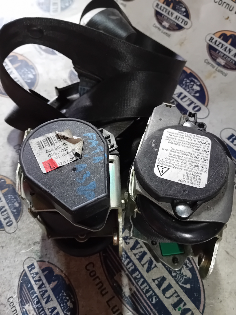 Set Centuri fata cu capsa Audi A3 8P 2009, 604183500