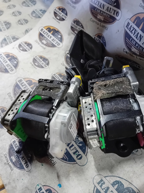 Set Centuri fata cu capsa Audi A6 2012, 4G8857705B