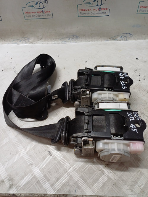 Set Centuri fata cu capsa Audi Q5 2.0 Motorina 2012, 8R1857705J