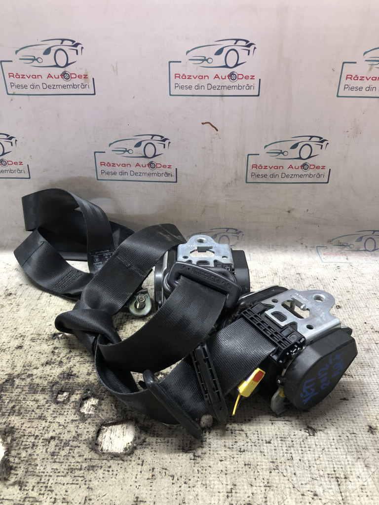 Set Centuri fata cu capsa Skoda Yeti 1.6 2012