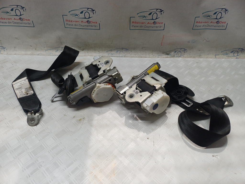 Set Centuri fata cu capsa Volkswagen Jetta 1.6 Motorina 2013, 5C6857705A / 5C6857706B