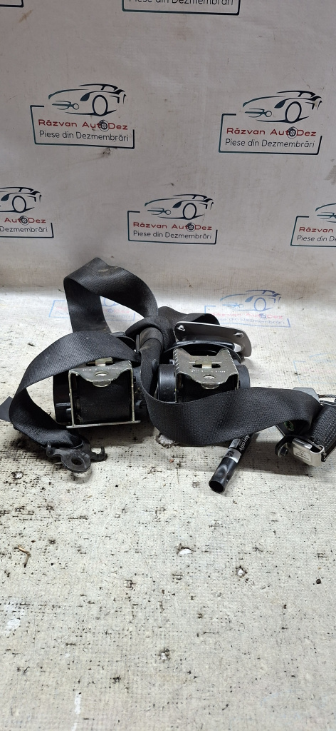 Set Centuri fata cu pretensioner BMW F10 - Motorina 2012, 610126300B