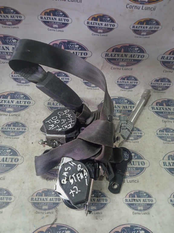 Set centuri fata cu pretensioner și capsa Nissan Qashqai+2 2011, 3215128