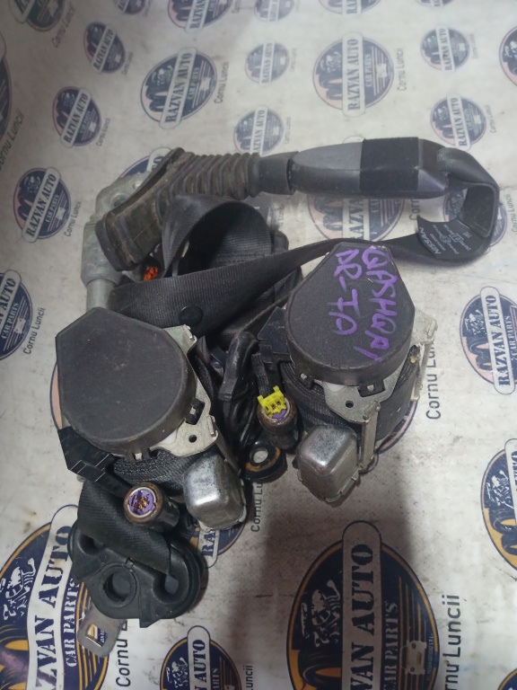 Set centuri fata cu pretensioner și capsa Nissan Qashqai, 86884JD000