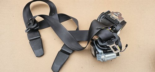 Set Centuri siguranta fata Skoda Superb 2 2010 2011 2012 2013