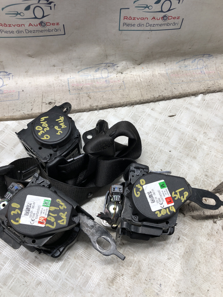 Set Centuri spate cu capsa BMW Seria 5 G30 - Motorina 2019, -