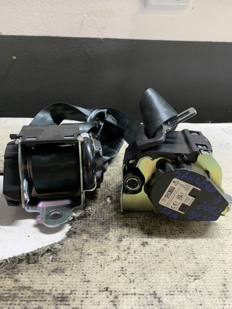 Set Centuri spate cu capsa Dacia Sandero 3 1.0 Benzina 2022, 649253100B