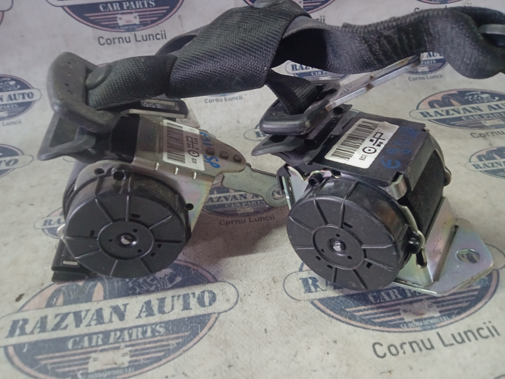 Set centuri spate stânga-dreapta BMW E90 2010, 617531700A