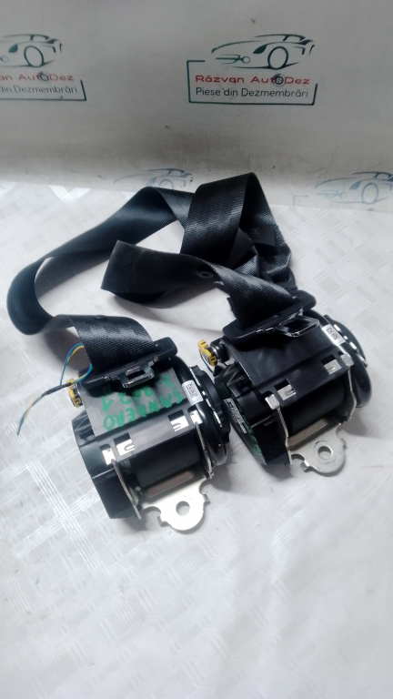 Set centuri spate stânga-dreapta cu capsa Dacia Sandero 3 - Benzina 2021, 888413711R / 649253100A