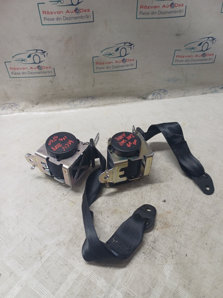 Set centuri spate stânga-dreapta Dacia Logan Mcv - Benzina 2018, 888416959R