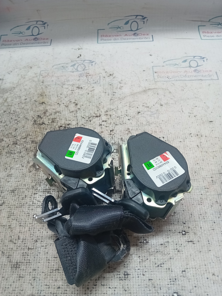 Set centuri spate stânga-dreapta Skoda RAPID 2011