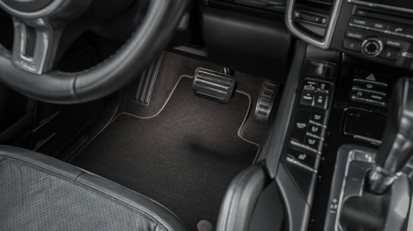 SET COVORASE AUTO MOCHETA UMBRELLA PENTRU RENAULT CLIO IV(2012-2019)