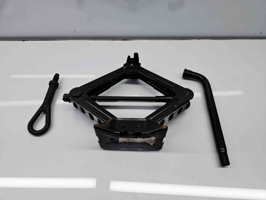 Set cric si cheie Ford Focus 3 Turnier [Fabr 2010-2018] OEM